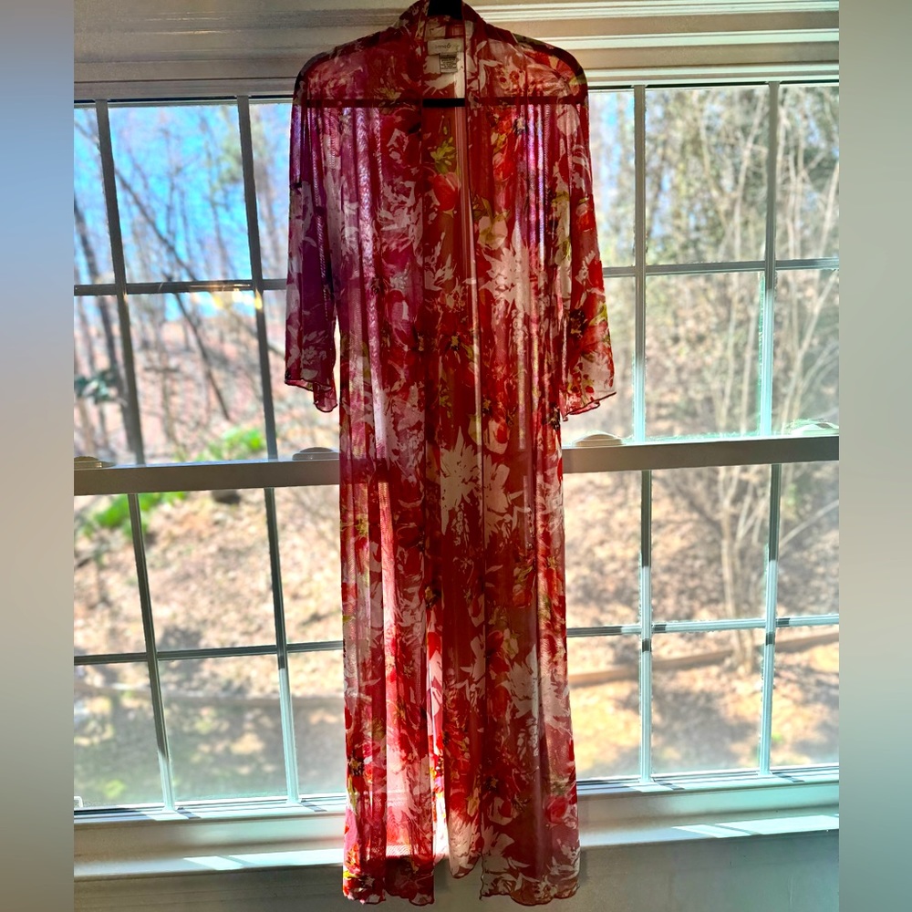 Emma & Olive Floral Kimono